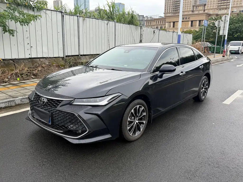Toyota Avalon 2022 — фото 1