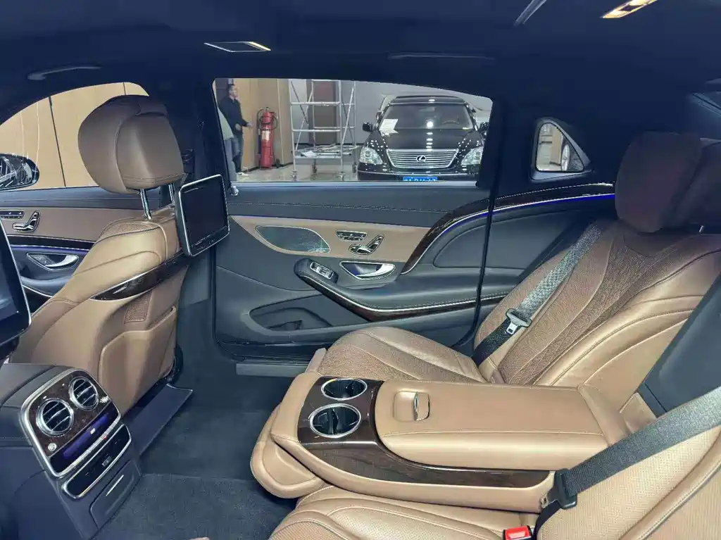 Mercedes-Benz Maybach S-Class 2017 — фото 10