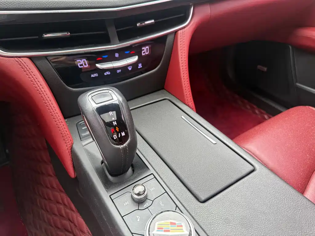 Cadillac CT6 2019 — фото 10