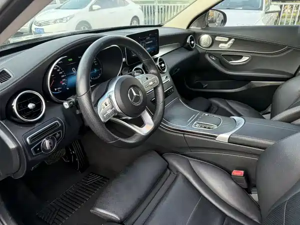 Mercedes-Benz C-Class 2020