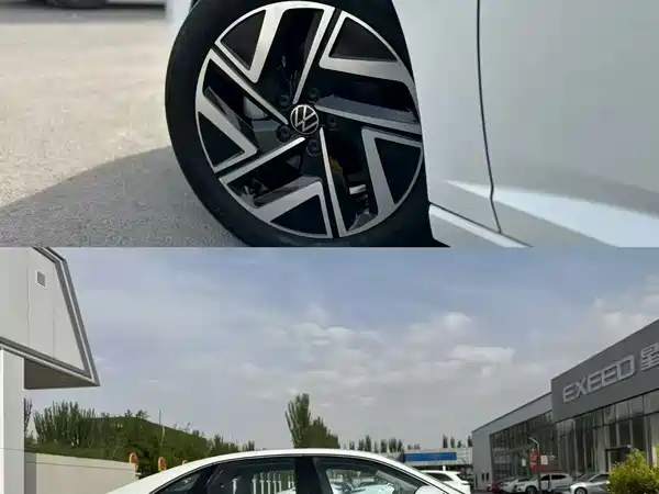 Volkswagen Sagitar 2023