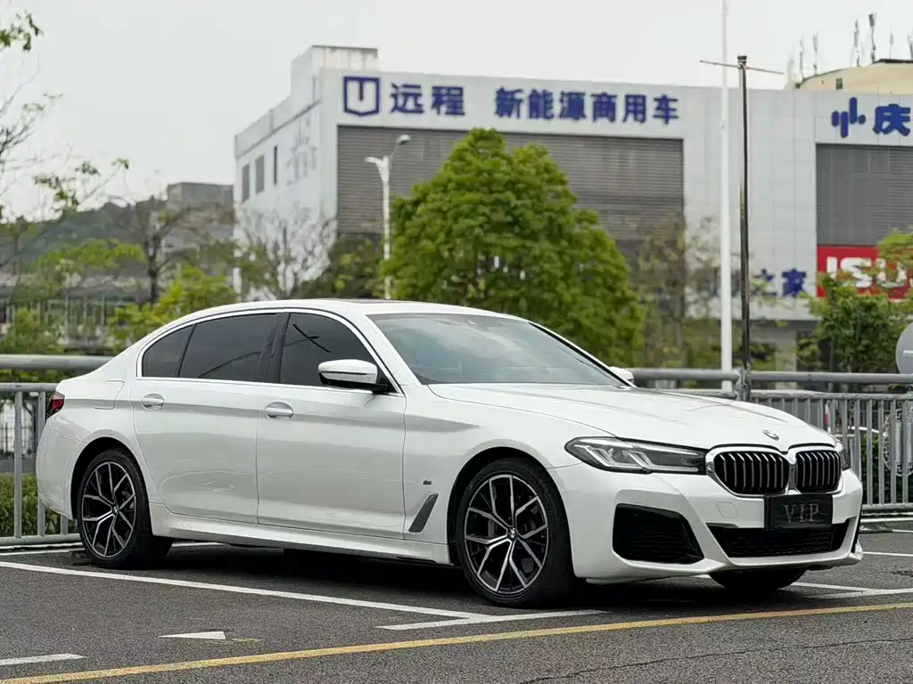 BMW 5 Series 2022