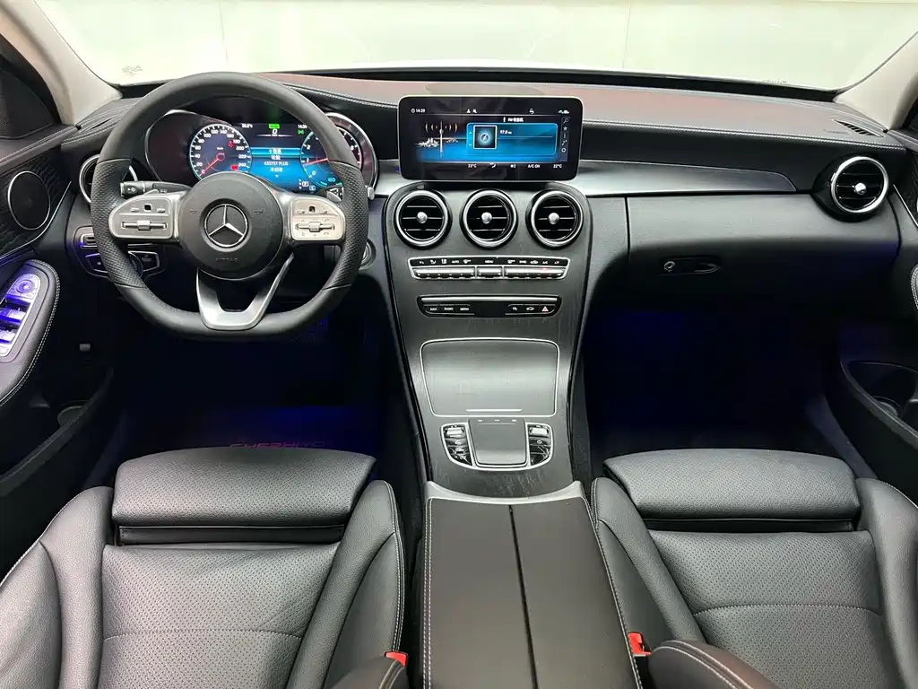 Mercedes-Benz C-Class 2020 — фото 12