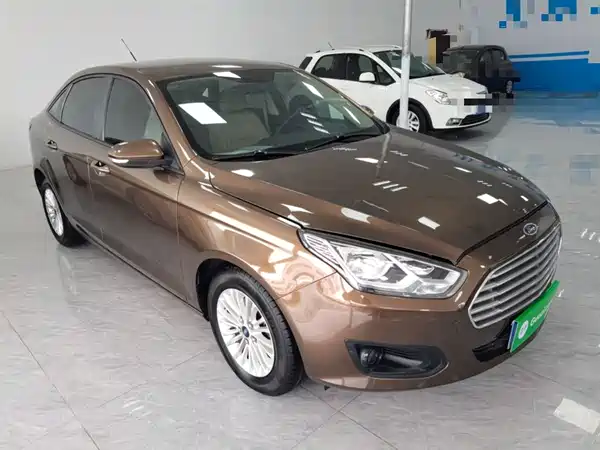 Ford Escort 2015