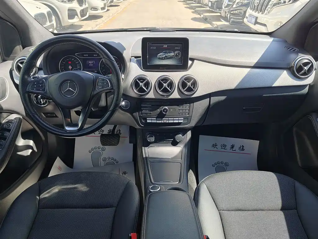 Mercedes-Benz B-Class 2015 — фото 5