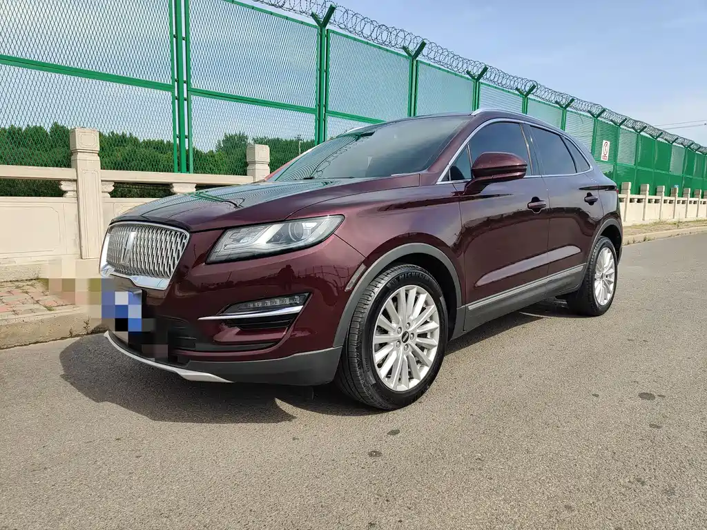 Lincoln MKC 2019 — фото 1