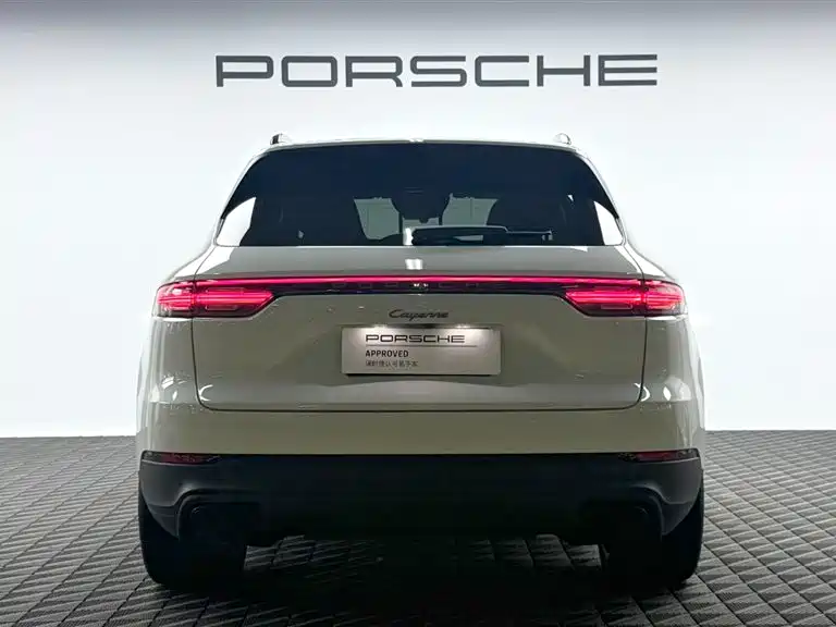 Porsche Cayenne 2023