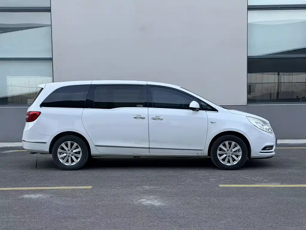 Buick GL8 2019
