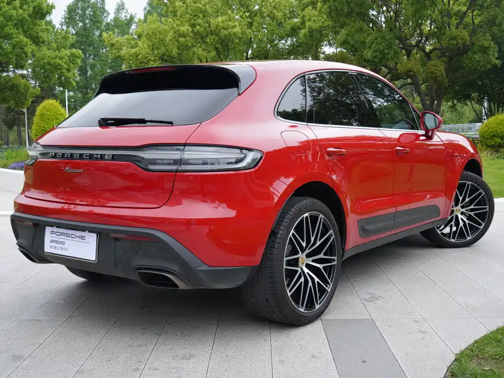 Porsche Macan 2023 — фото 18