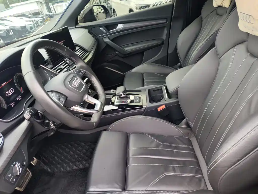 Audi Q5L 2024