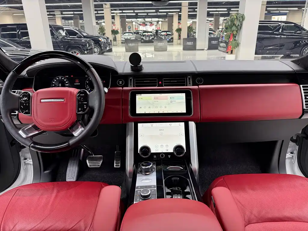 Land Rover Range Rover 2022 — фото 19