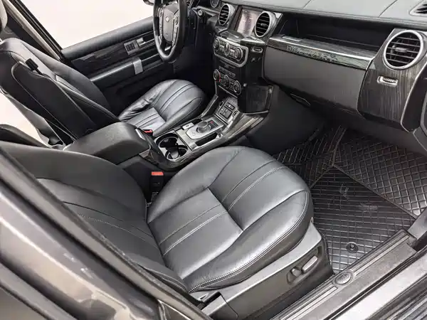Land Rover Discovery 2017