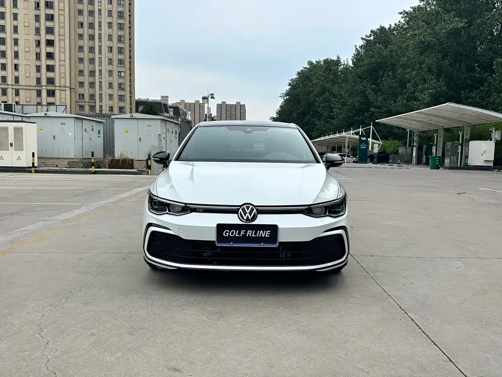 Volkswagen Golf 2022
