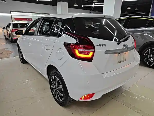 Toyota Vios FS 2022
