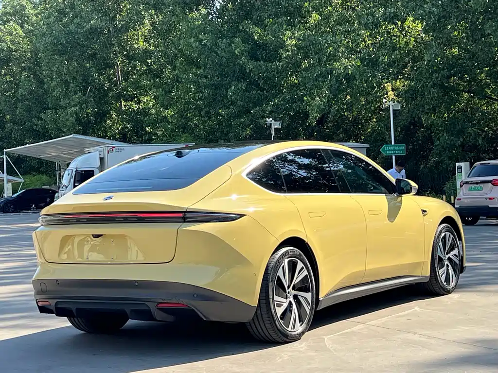 NIO ET5 2023