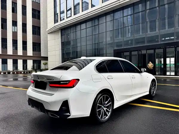 BMW 3 Series 2024