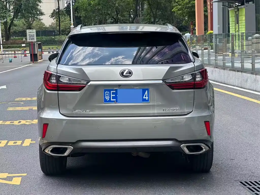 Lexus RX 2019