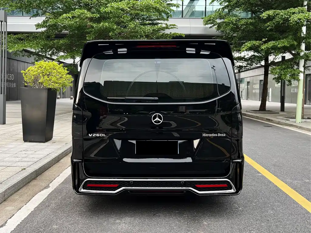 Mercedes-Benz Vito 2023 — фото 4