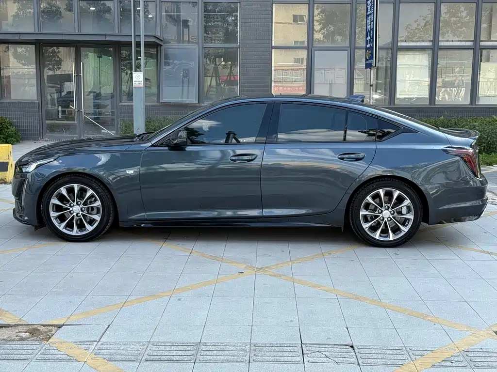 Cadillac CT5 2020 — фото 10