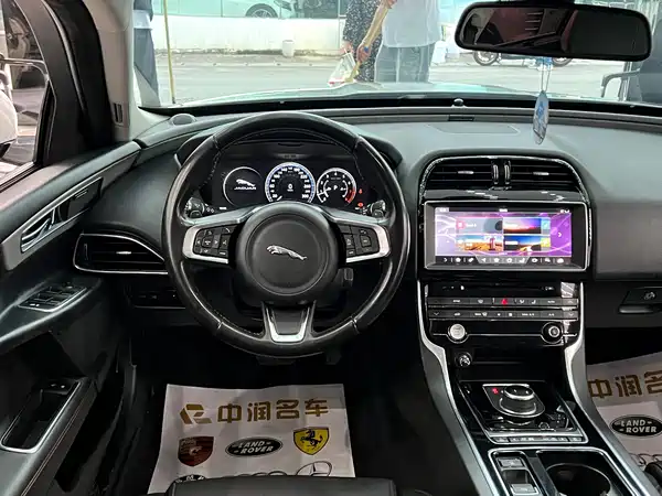 Jaguar XEL 2018