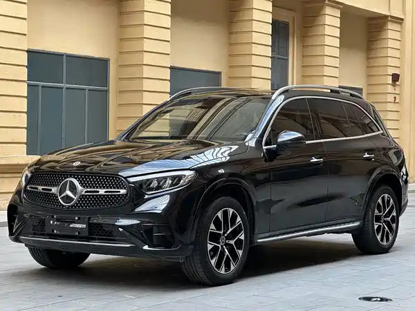Mercedes-Benz GLC 2023