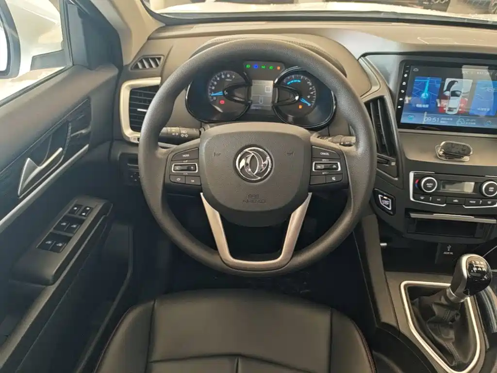 Dongfeng Fengshen AX7 2017 — фото 11
