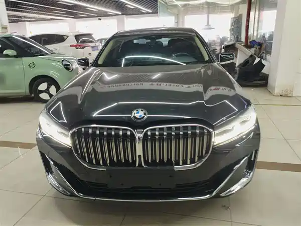 BMW 7 Series 2021