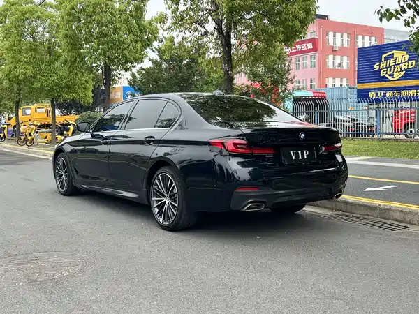 BMW 5 Series 2023
