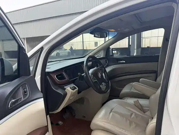 Buick GL8 2018