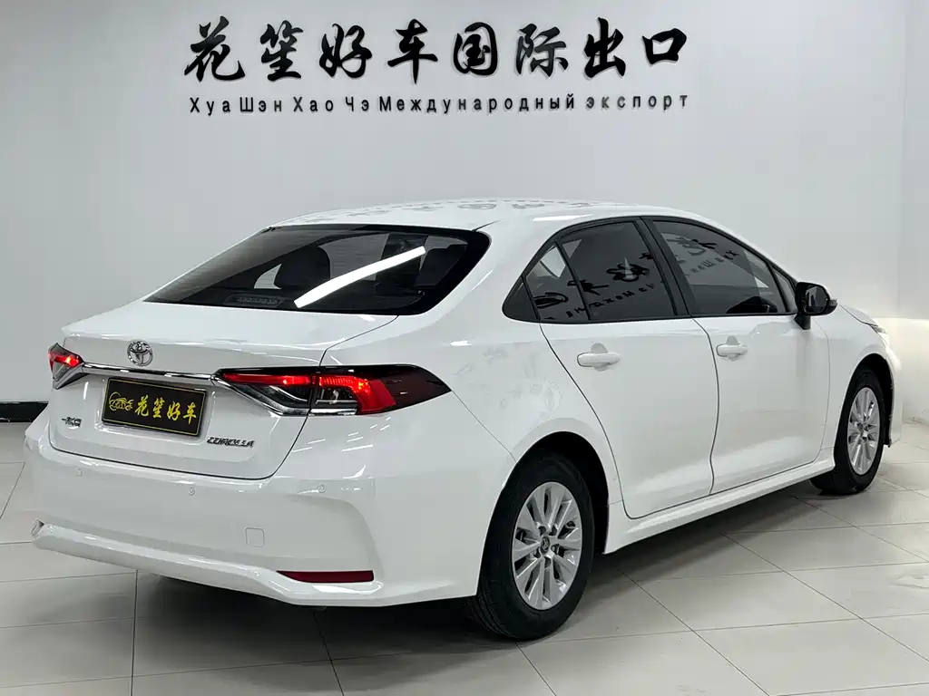 Toyota Corolla 2023 — фото 5