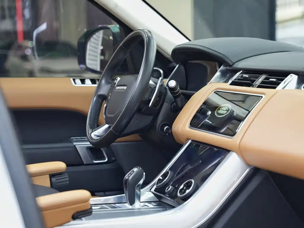 Land Rover Sport 2022 — фото 15