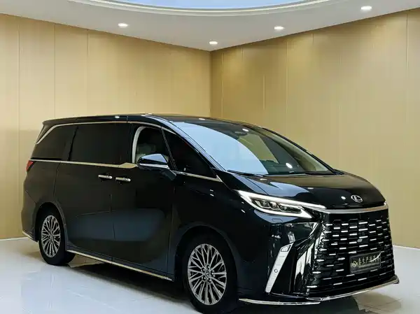 Lexus LM 2023