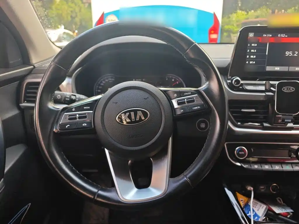 Kia Sportage 2018 — фото 11