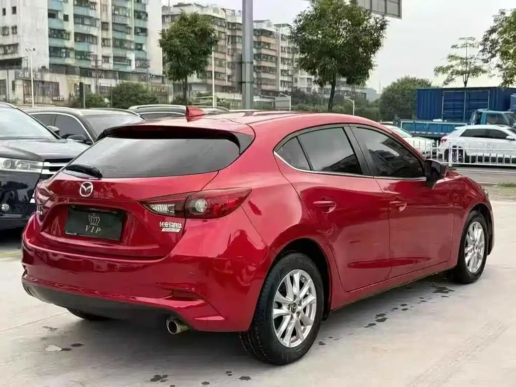 Mazda 3 Axela 2017