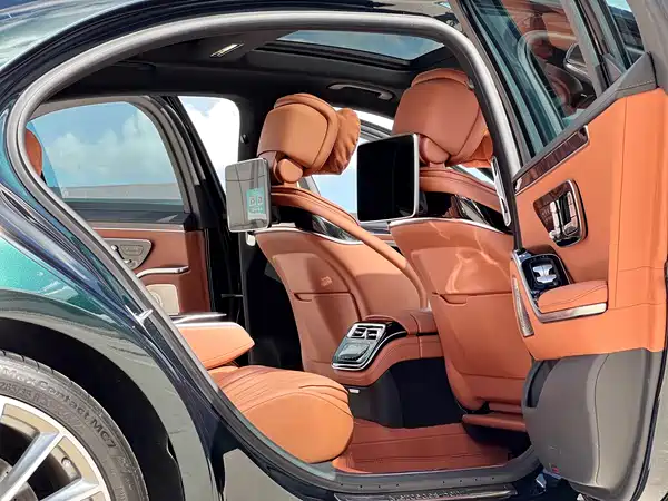Mercedes-Benz S-Class 2021