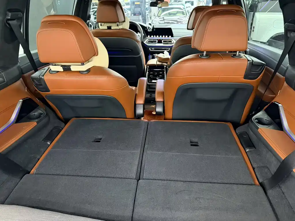 BMW X7 2022 — фото 8