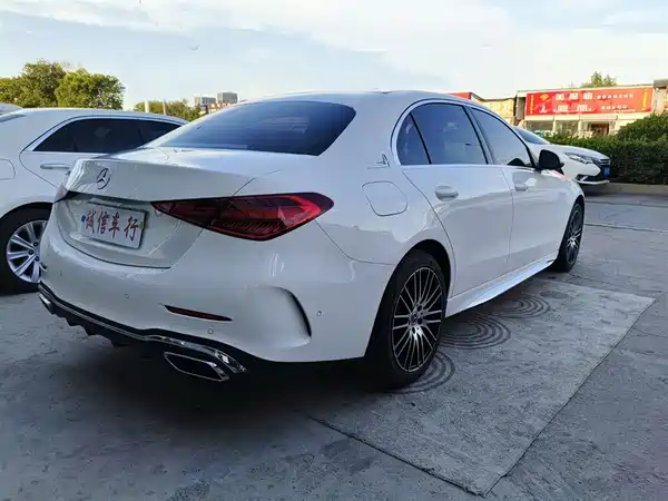Mercedes-Benz C-Class 2023