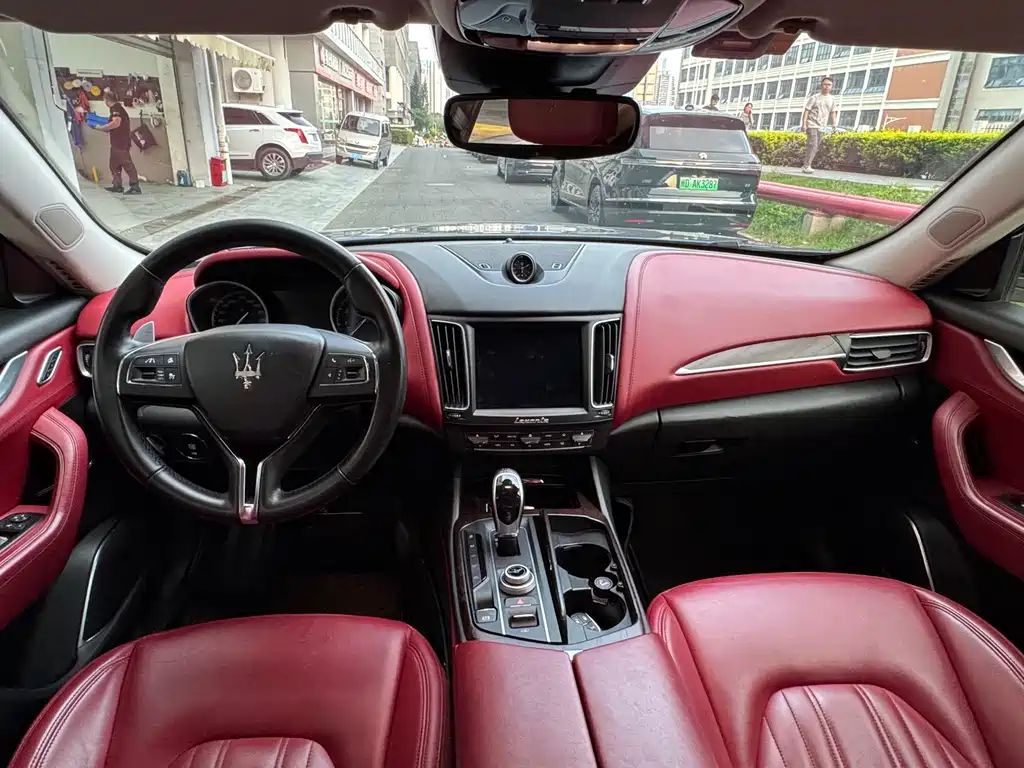 Maserati Levante 2017