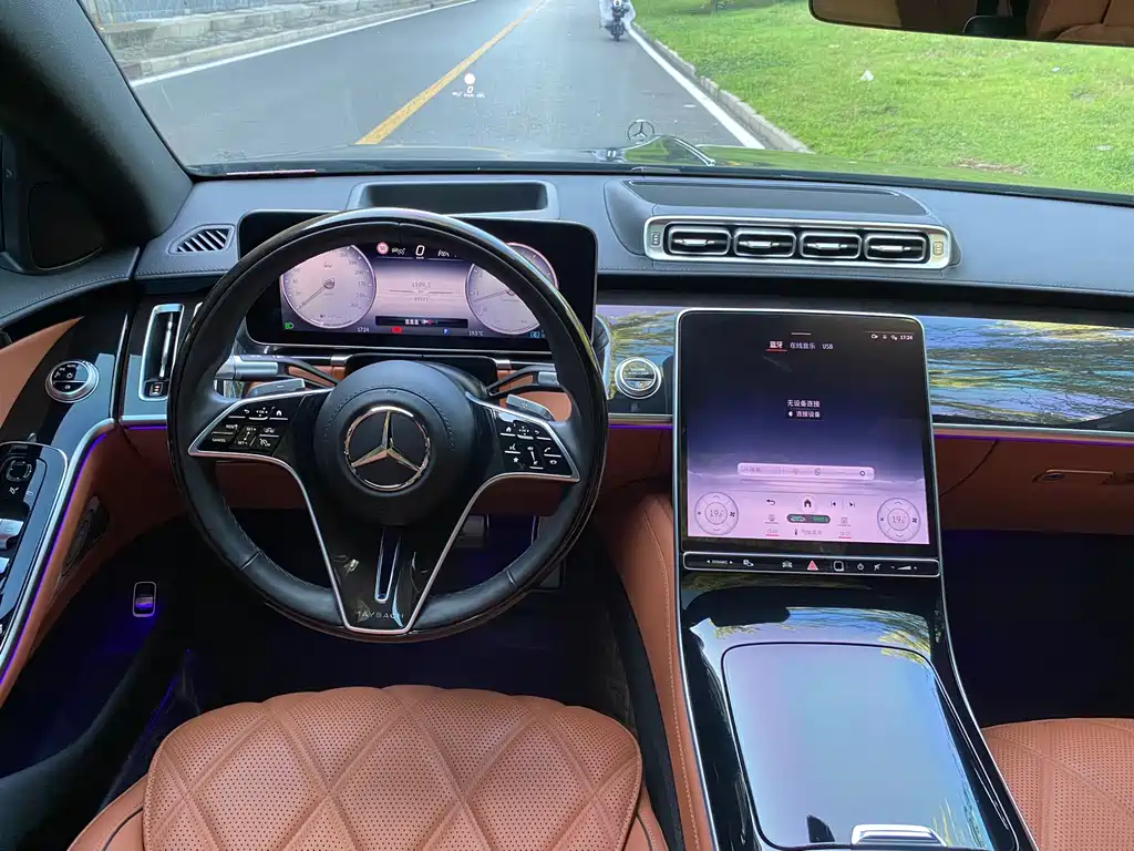 Mercedes-Benz Maybach S-Class 2023 — фото 17