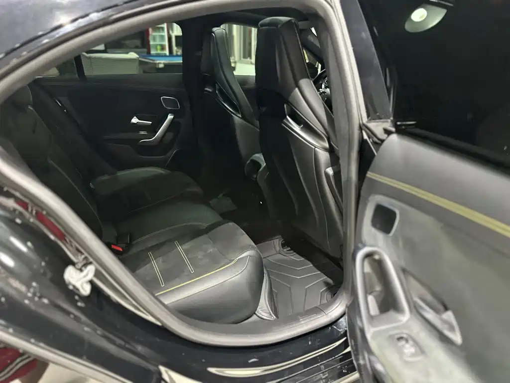 Mercedes-Benz Mercedes CLA AMG 2025 — фото 12