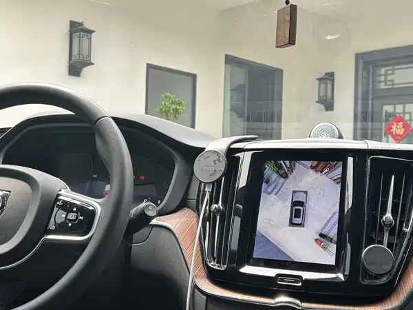 Volvo XC60 2024