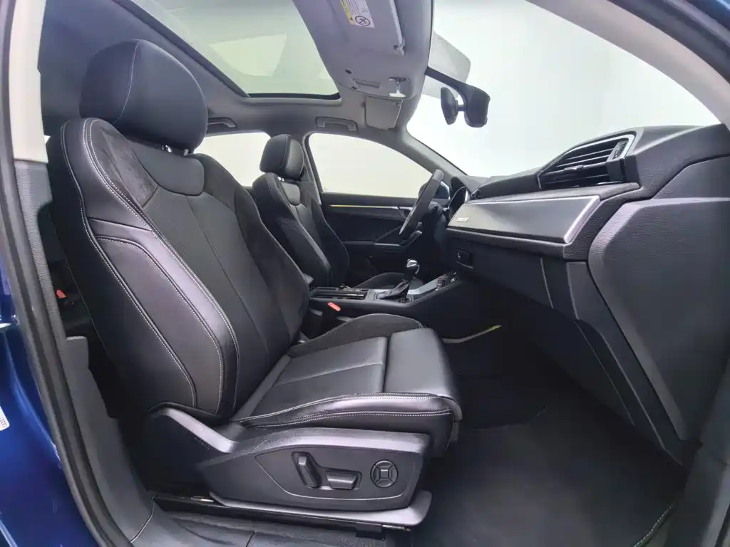 Audi Q3 Sportback 2020 — фото 11