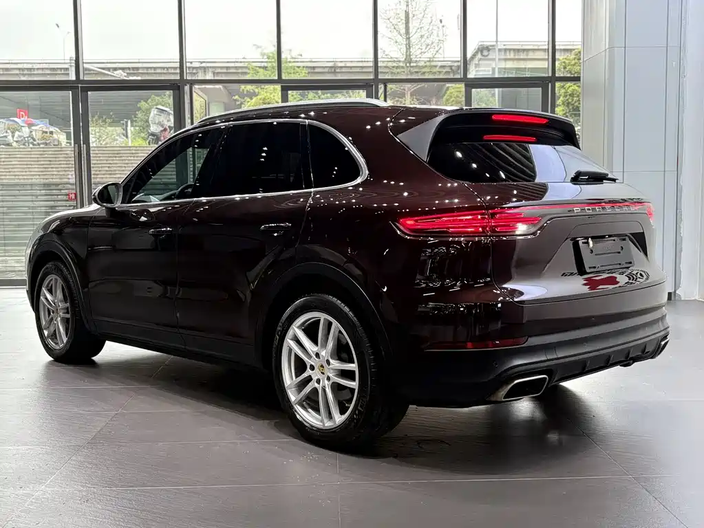 Porsche Cayenne 2020 — фото 4