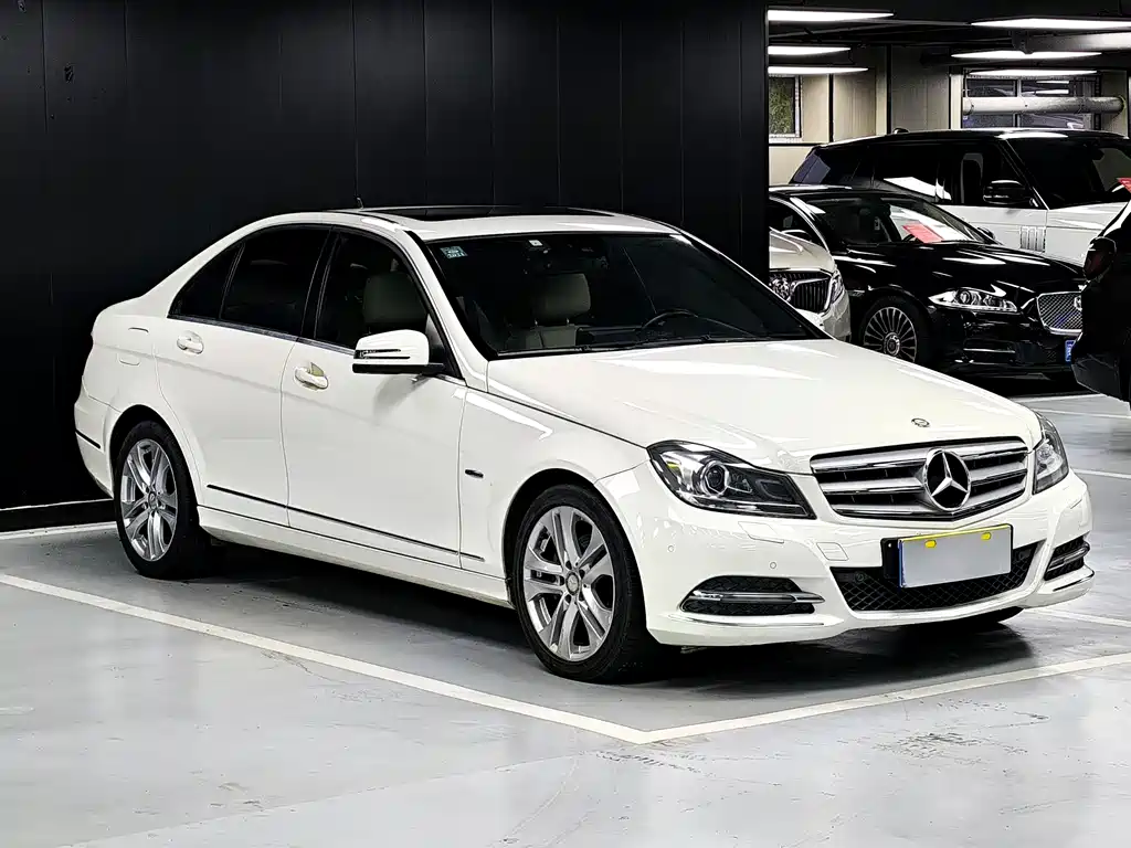Mercedes-Benz C-Class 2012 — фото 3