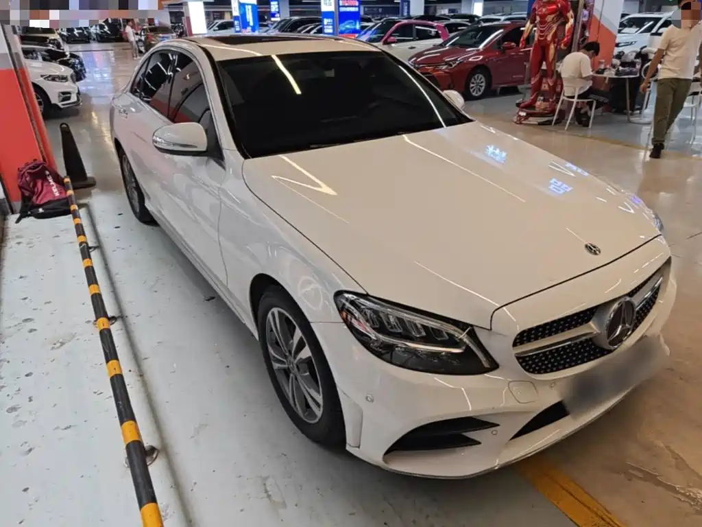 Mercedes-Benz C-Class 2020