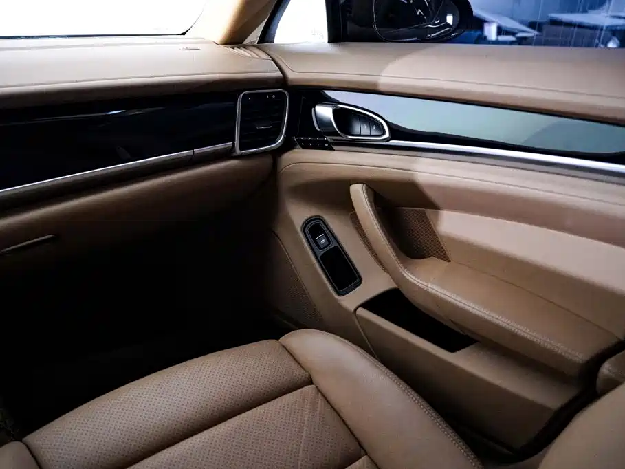 Porsche Panamera 2014 — фото 18