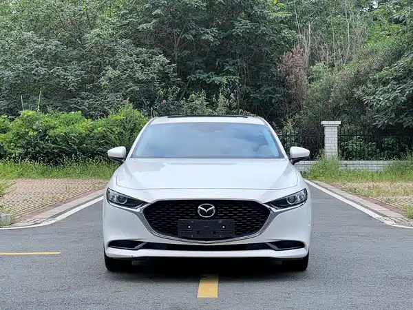 Mazda 3 Axela 2021