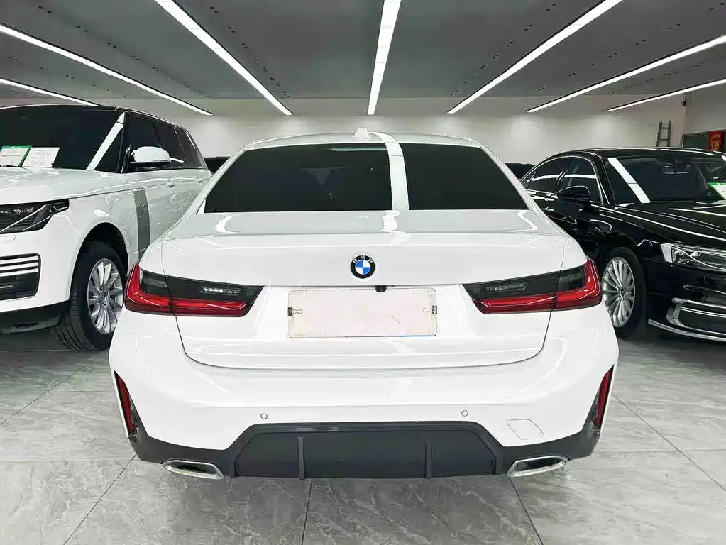 BMW 3 Series 2023