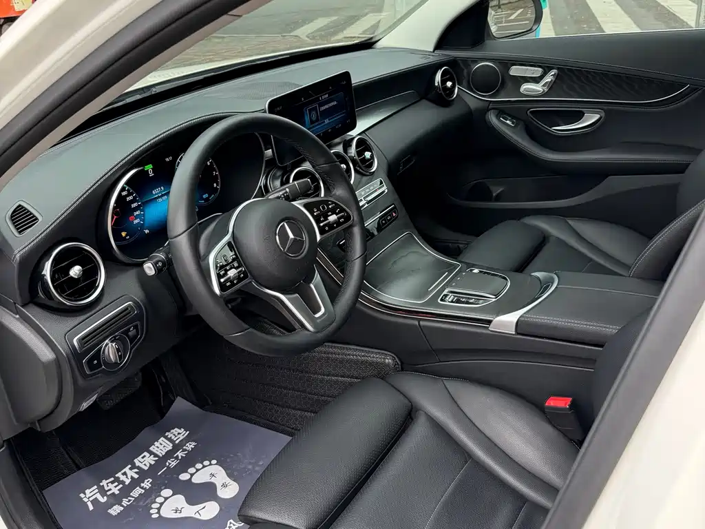 Mercedes-Benz C-Class 2019 — фото 6