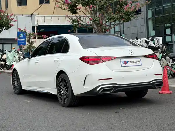 Mercedes-Benz C-Class 2022